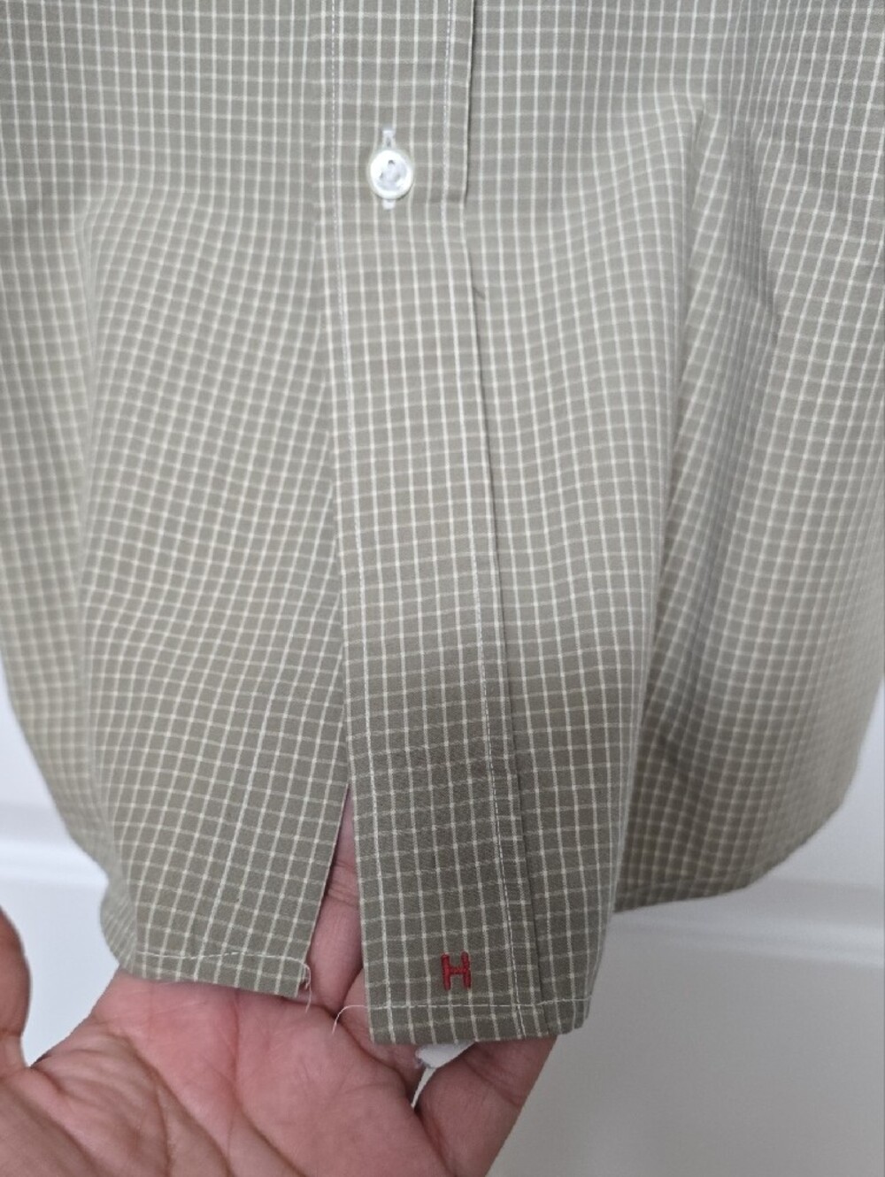 Hathaway Light Tan Short-Sleeve Button-Down Shirt Size 16.5 - Picture 3 of 9